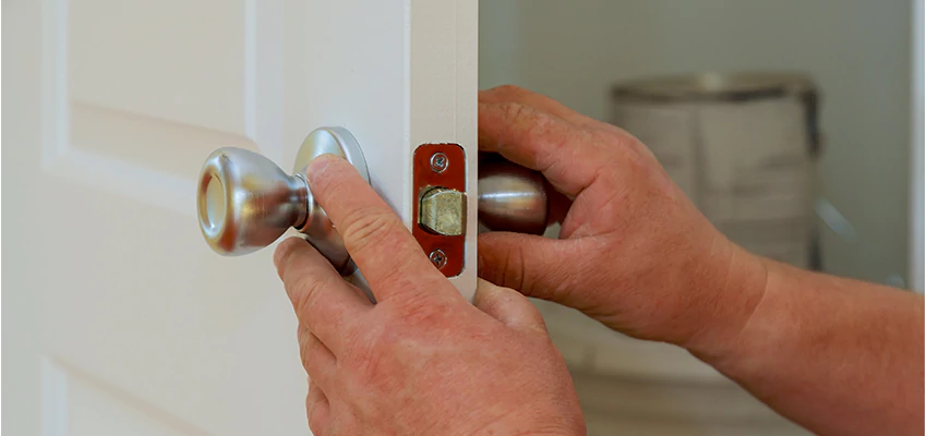 AAA Locksmiths For lock Replacement in Delray Beach, Florida